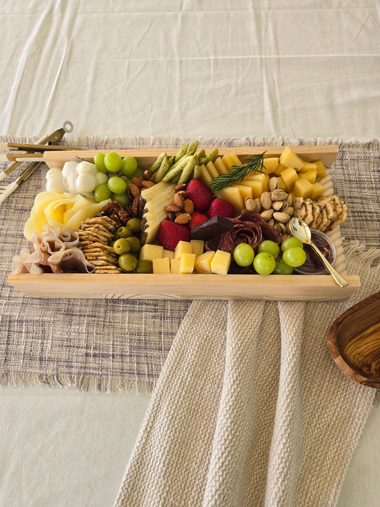 Family cheese board for 4 to 8 people